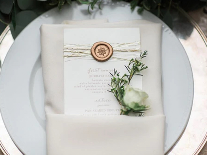 Sello de cera personalizado for wedding invitations - BlancoCanvas