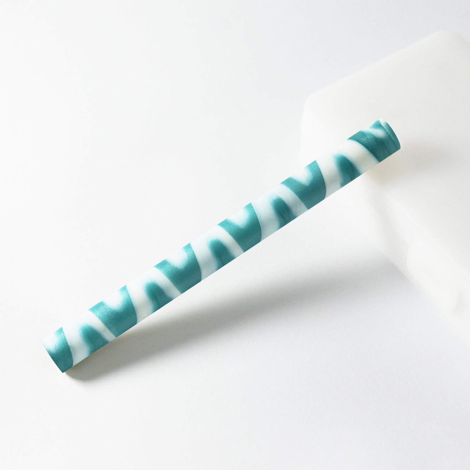 Dreamy Mixed Color Glue Gun Sealing Wax Sticks - Jade White 1