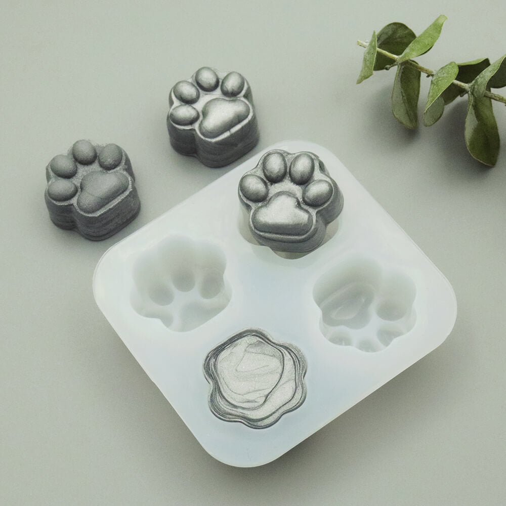 DIY Cat's Paw Silicone Wax Mold from AMZ Deco